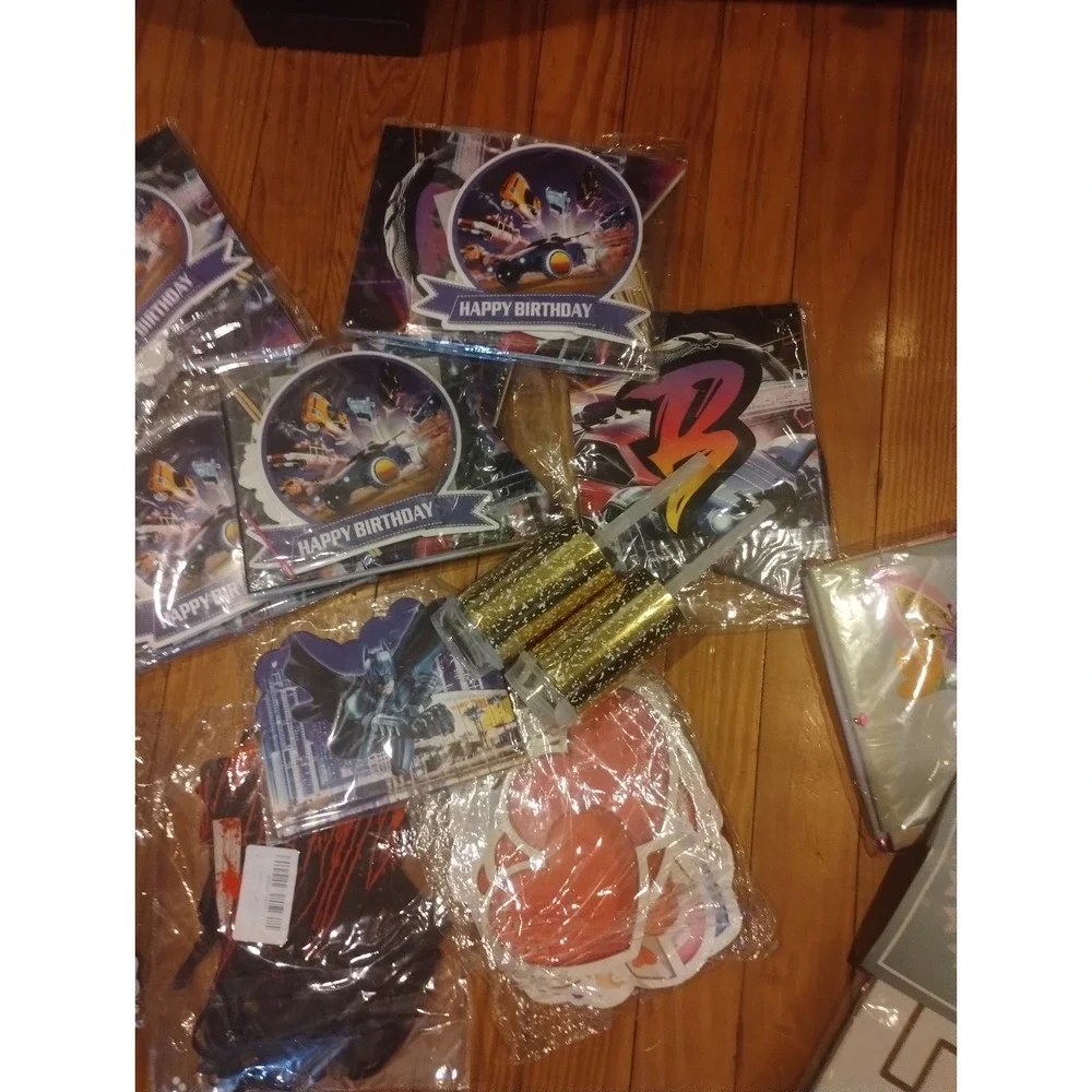 Party‎ decorations and favors